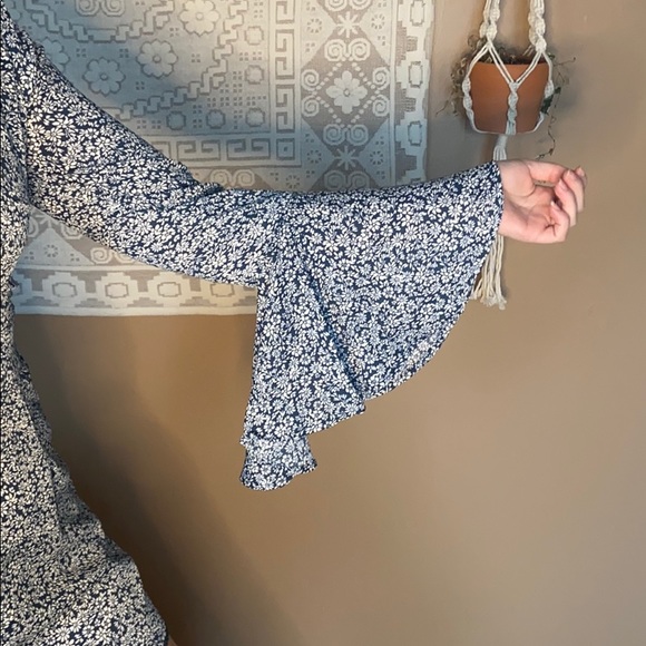 Francesca’s Romper - Picture 4 of 4